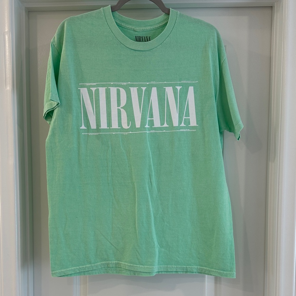 NIRVANA graphic tee -‎ NWOT
